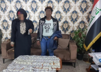 القبض على (متهمتين اجنبيتين) بسرقة مبلغ مالي وأغراض ثمينة من منزل تعملان به في بغداد