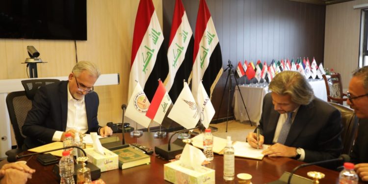 توقيع عقد مشاركة ,, شركة الحفر العراقية مع شركة المجال العراقية لتطوير الكوادر الفنية