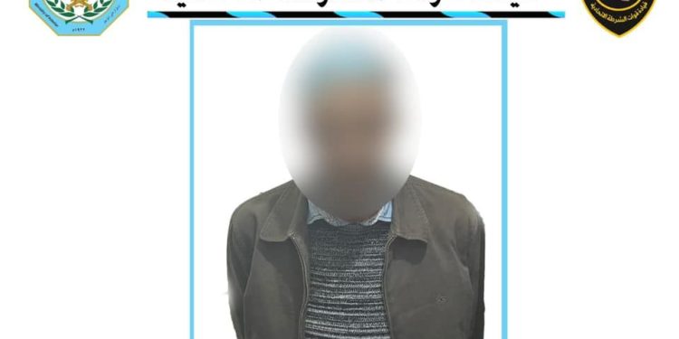 القبض على “مهرب” لمواطنين يحاولون الخروج من البلاد بصورة غير رسمية