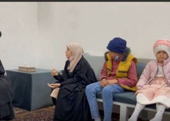 السيد السيستاني يستقبل عدداً من الاطفال المصابين بالسرطان