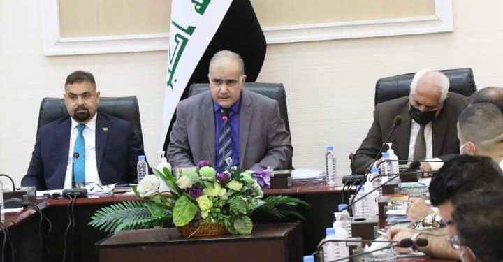 المركز الوطني للاستشارات الهندسية .. مشروع المدارس الوطني صمم باياد عراقية لدعم القطاع التربوي