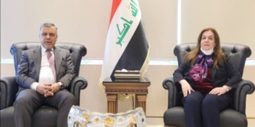 وزيرة الاعمار تؤكد حرص الوزارة على المساهمة الفاعلة بإعادة اعمار بغداد