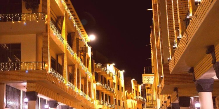 أمانة بغداد .. شارع المتنبي مغلق لإكمال انجاز أعمال التأهيل النهائية