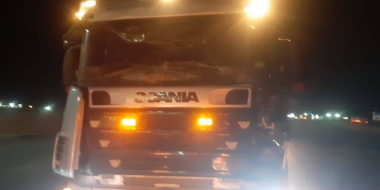 انفجار يستهدف رتلاً مُنسحباً ويلحق أضراراً بإحدى عجلاته