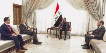 الحلبوسي والسفير الأميركي يبحثان (إنهاء دور قوات التحالف القتالية) في العراق