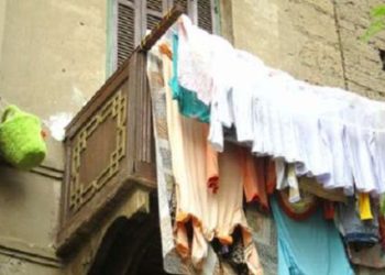 الشرطة تقبض على امرأة ظهرت عارية في “بلكونة” إحدى الشقق في مصر