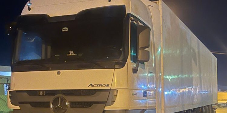 ضبط شاحنة ألبان مزوّرة في منفذ الشلامجة