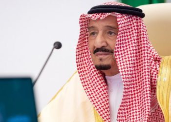 العاهل السعودي يهنئ العراق بالذكرى المئوية لتأسيسه
