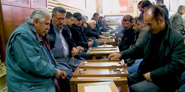 مقهى الشعب.. ملتقى للفكر والأدب والثقافة