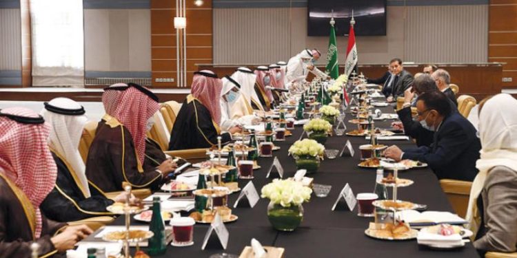 السعودية تؤكد على توسيـــع (الاستثمار والعلاقات التجارية) مع العراق