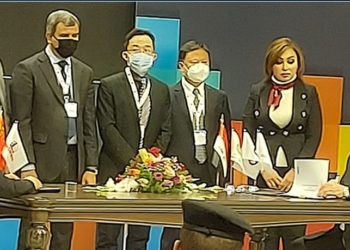 وزارة النفط توقع “عقدا” مع شركة صينية لتطوير حقل المنصورية الغازي