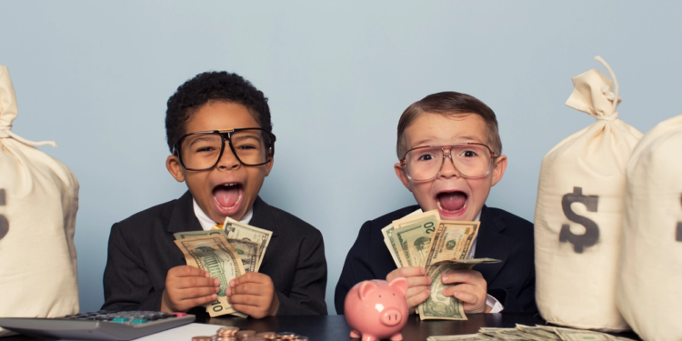 أطفال حققوا ملايين الدولارات واقتحموا “البيزنس” من أوسع أبوابه