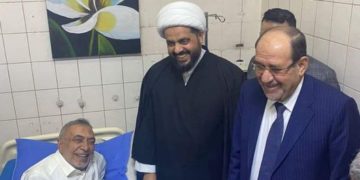 وصول نوري كامل المالكي رئيس كتلة دولة القانون و قيس الخزعلي رئيس حركة عصائب اهل الحق  الى مستشفى ابن سينا