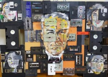 فنانة مصرية تحول شرائط الكاسيت إلى لوحات بصور (نجوم التسعينيات)