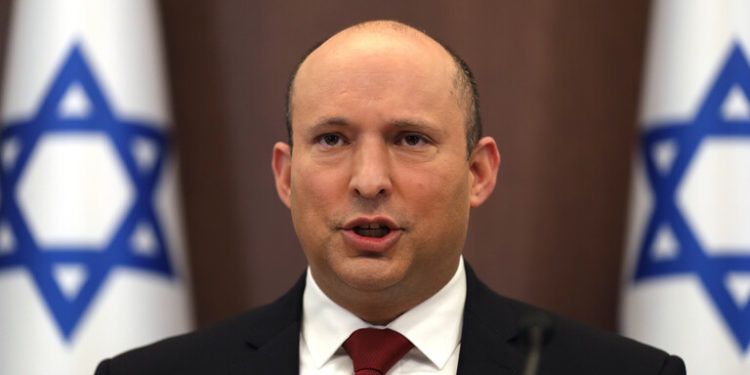 نفتالي بينيت .. من يطلق صواريخ نحو إسرائيل يتحمل المسؤولية