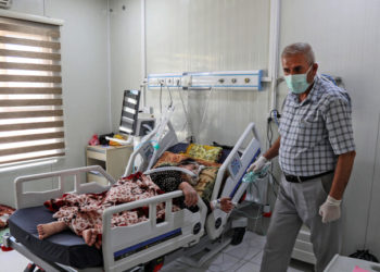 وزارة الصحة تعلن دخول متحور “أوميكرون” إلى البلاد