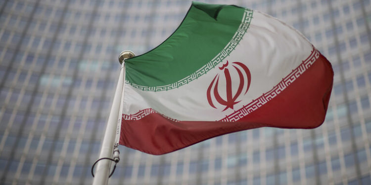 إيران .. الكشف عن الحل الوحيد (للأزمة اليمنية) وتتحدث عن التدابير لعودة (العلاقات مع السعودية)