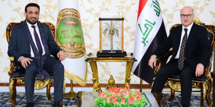 ملفات مشتركة تجمع (رئيس مجلس أمناء شبكة الإعلام مع وزير التربية)