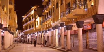أمين بغداد يدعو إلى الاستمرار بفعالياتهم المسائية في المتنبي
