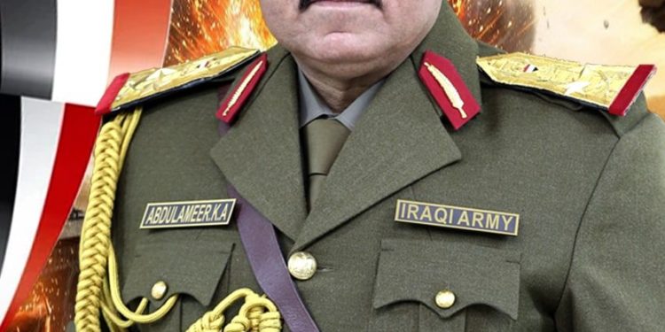 الفريق الاول الركن عبد الامير الشمري يهنئ حماة الوطن