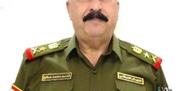 قاسم محمد صالح المحمدي قائد القوات البرية يهنئ جيش المهمات والتحرير