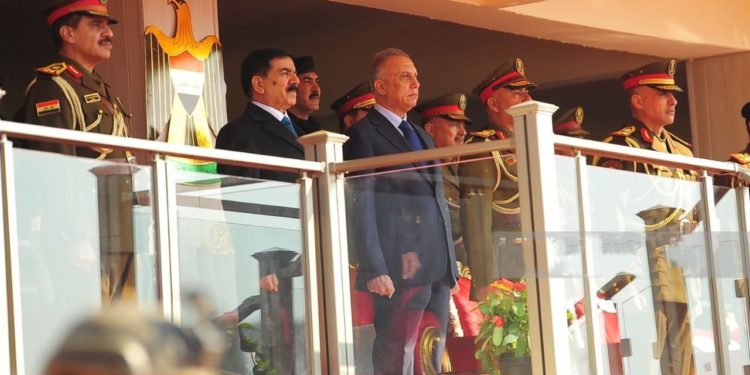 الكاظمي يحضر حفل تخرج كوكبة جديدة لطلبة الكلية العسكرية الاولى