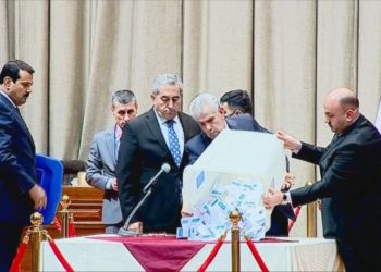 مصدر من داخل قاعة مجلس النواب عدد المصوتين على اختيار رئيس مجلس النواب (228) نائب