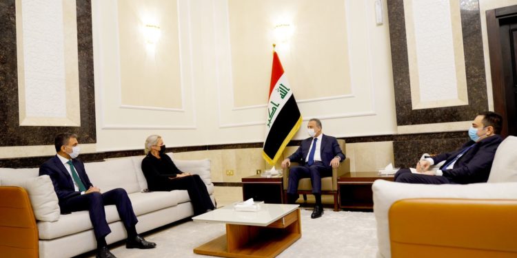 الكاظمي يستقبل ممثلة الأمين العام للأمم المتحدة بالعراق وعدداً من السفراء
