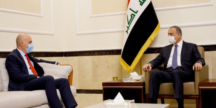 الكاظمي يستقبل السفير التركي لدى العراق