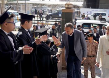 الكاظمي يزور أكاديمية المحاربين الصغار لذوي الهمم في محافظة البصرة