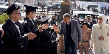 الكاظمي يزور أكاديمية المحاربين الصغار لذوي الهمم في محافظة البصرة