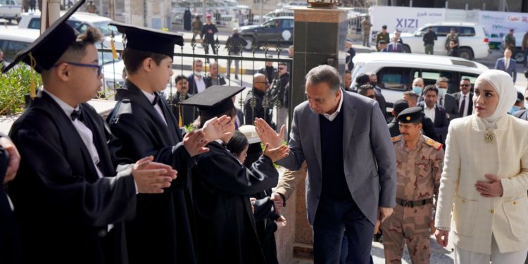 الكاظمي يزور أكاديمية المحاربين الصغار لذوي الهمم في محافظة البصرة