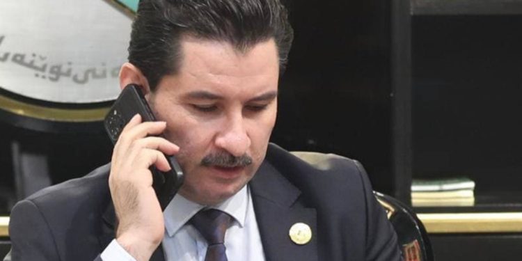 بارزاني يهاتف (شاخوان عبدالله) بعد فوزه بمنصب النائب الثاني لرئيس البرلمان