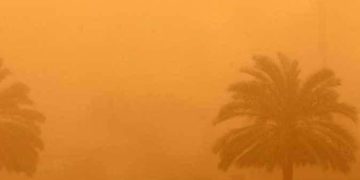 عاصفة ترابية تضرب الأنبار+ صورة