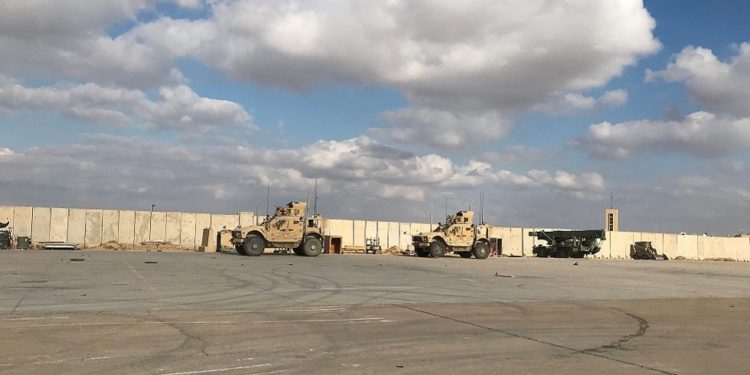 الإعلام الأمني يؤكد إسقاط طائرتين حاولتا استهداف قاعدة عين الأسد