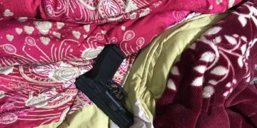 مسلحون يقتحمون منزلاً في بغداد ويطلقون النار على ساكنيه