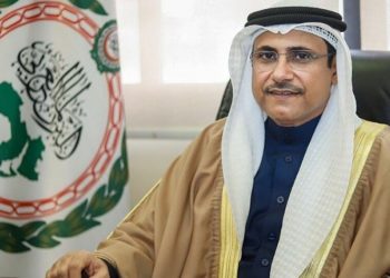 رئيس البرلمان العربي .. مهاجمة منزل الحلبوسي استهداف للدولة العراقية