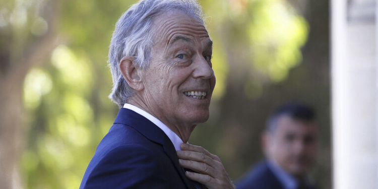 جيف هون .. أمرتني رئاسة حكومة بلير أن أحرق مذكرة سرية حول شرعية حرب العراق