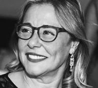وفاة الفنانة المصرية مها أبو عوف عن 65 عاما
