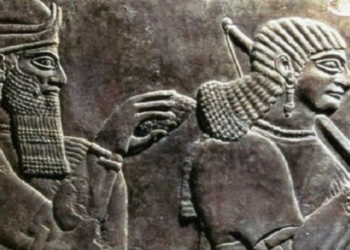 العثور على 36 قطعة أثرية في نفق يستخدمه داعش بنينوى