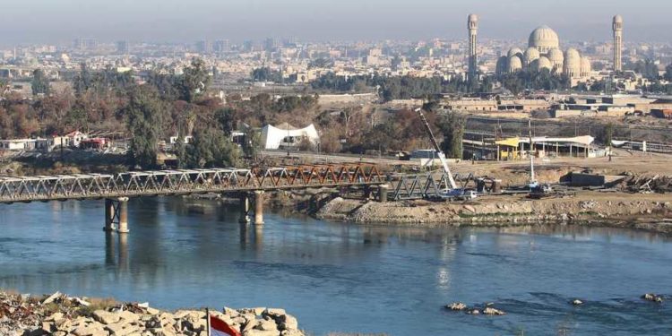 بلدية الموصل تحذر المواطنين من شراء “أراضي الجمعيات السكنية” غير شرعية