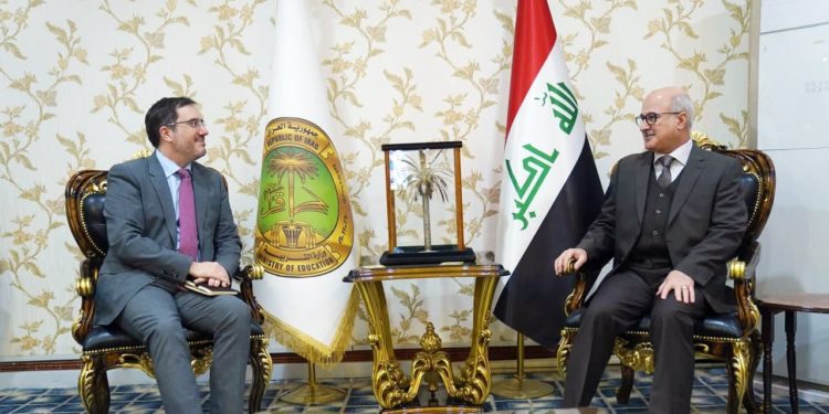 وزير التربية .. العراق بحاجة إلى دعم الدول المتقدمة في مجال التعليم
