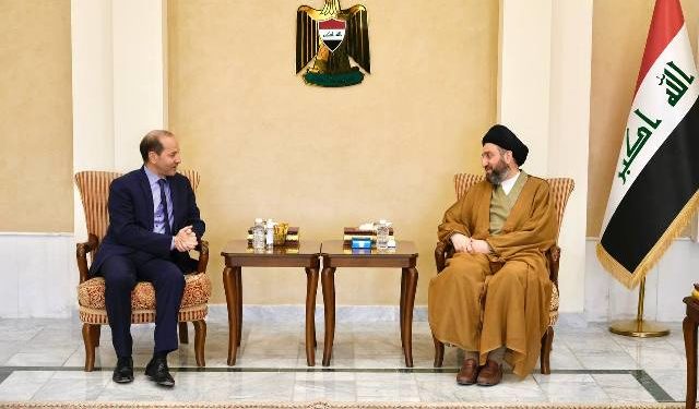 الحكيم يبحث علاقات (العراق والجزائر) مع السفير بلقاسم محمدي