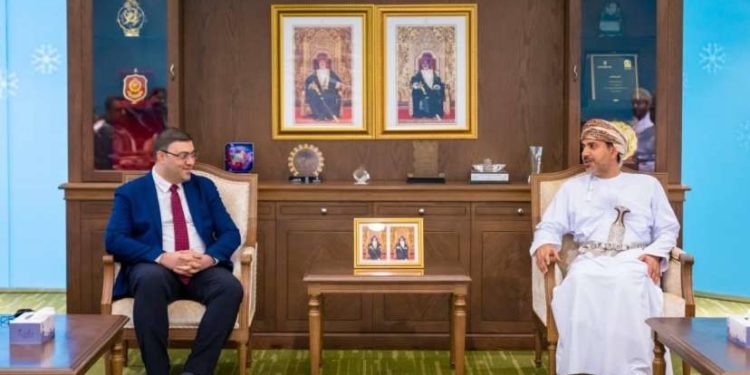 العراق وعمان يوقعان اتفاقية (التعاون المشترك) في مجال الاتصالات