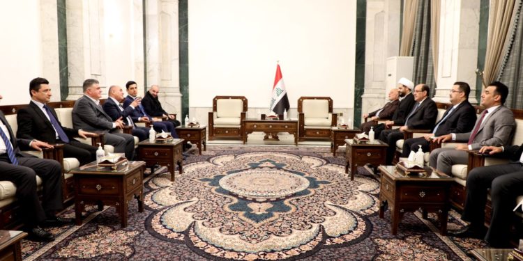 اجتماع للاطار التنسيقي و بالاتحاد الوطني وتأكيد على التعاون لإنهاء الازمة الراهنة