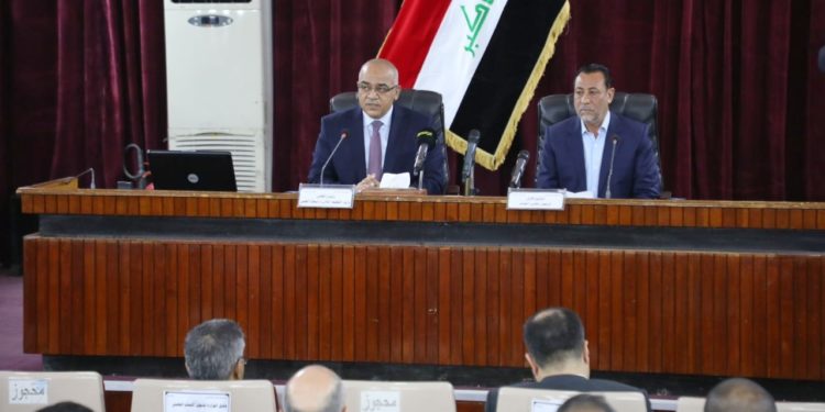 الموافقة على عودة المرقنة قيودهم للمراحل المنتهية و توسعة مقاعد القبول بالدراسات العليا