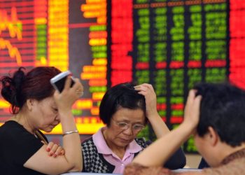 78 مليار ديرا صينيا يخسرون 52 مليار $  في يوم واحد