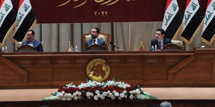 جرس البرلمان يُقرع إيذاناً ببدء الجلسة