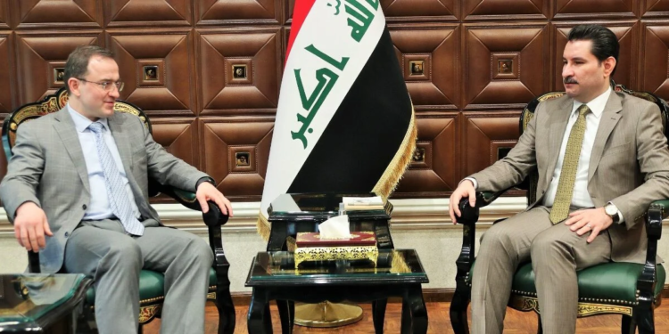شاخون يبحث آفاق التعاون الاستثماري مع السفير الروسي لدى بغداد