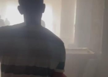 اعمدة دخانية تعتلي جامعة التراث + فيديو